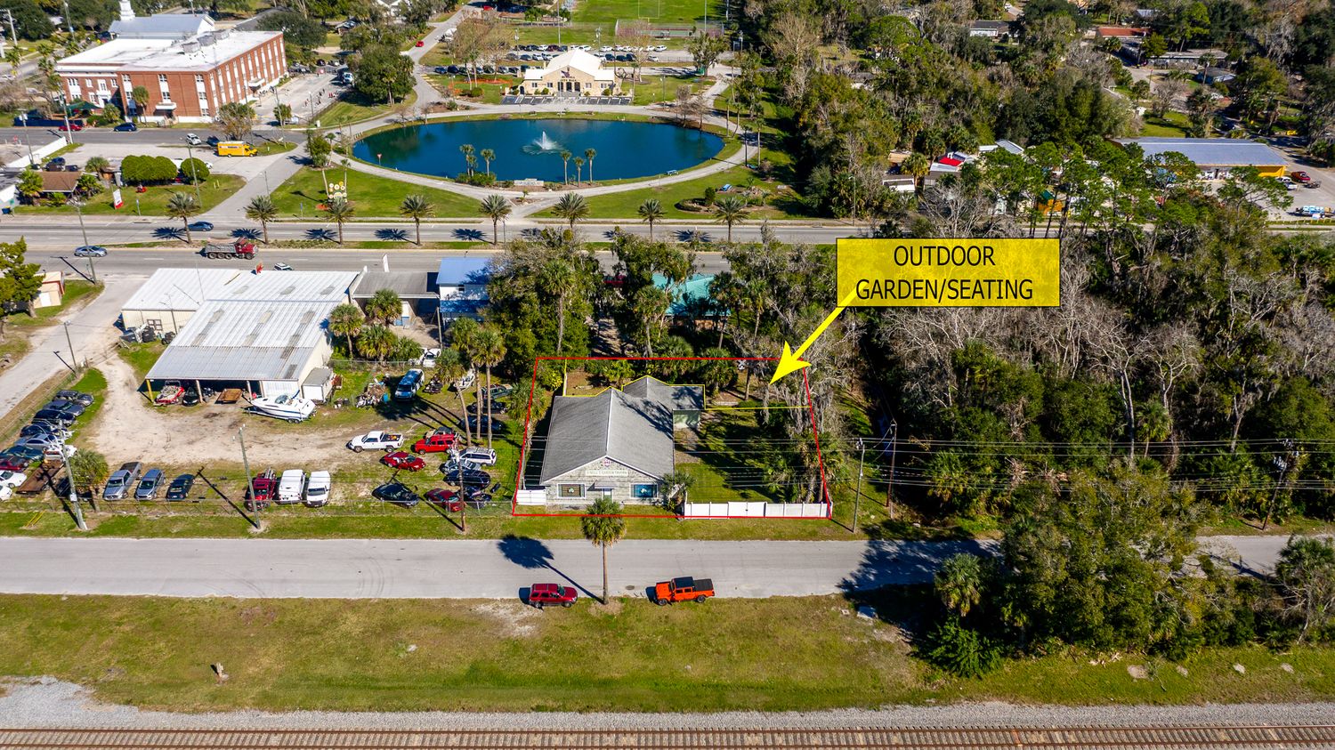 210 S Railroad St, Bunnell, FL 32110